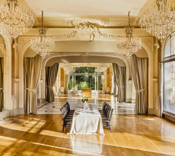 Elegant banquet dinner for a Wedding at Pavillon Dauphine.

