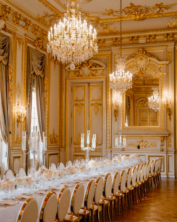 Inside diner banquet tables Wedding at Hotel Shangri La