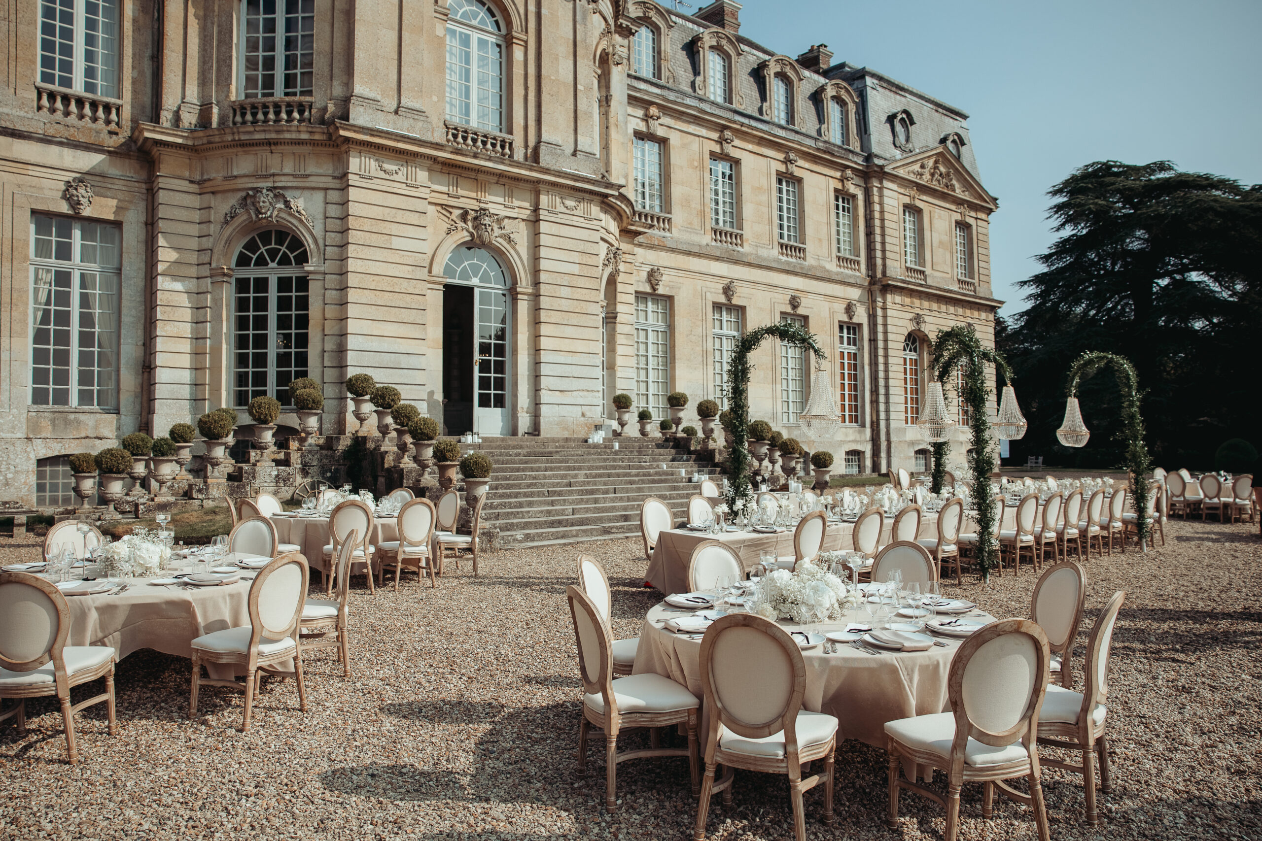 Outside diner in Chateau de Champlatreux